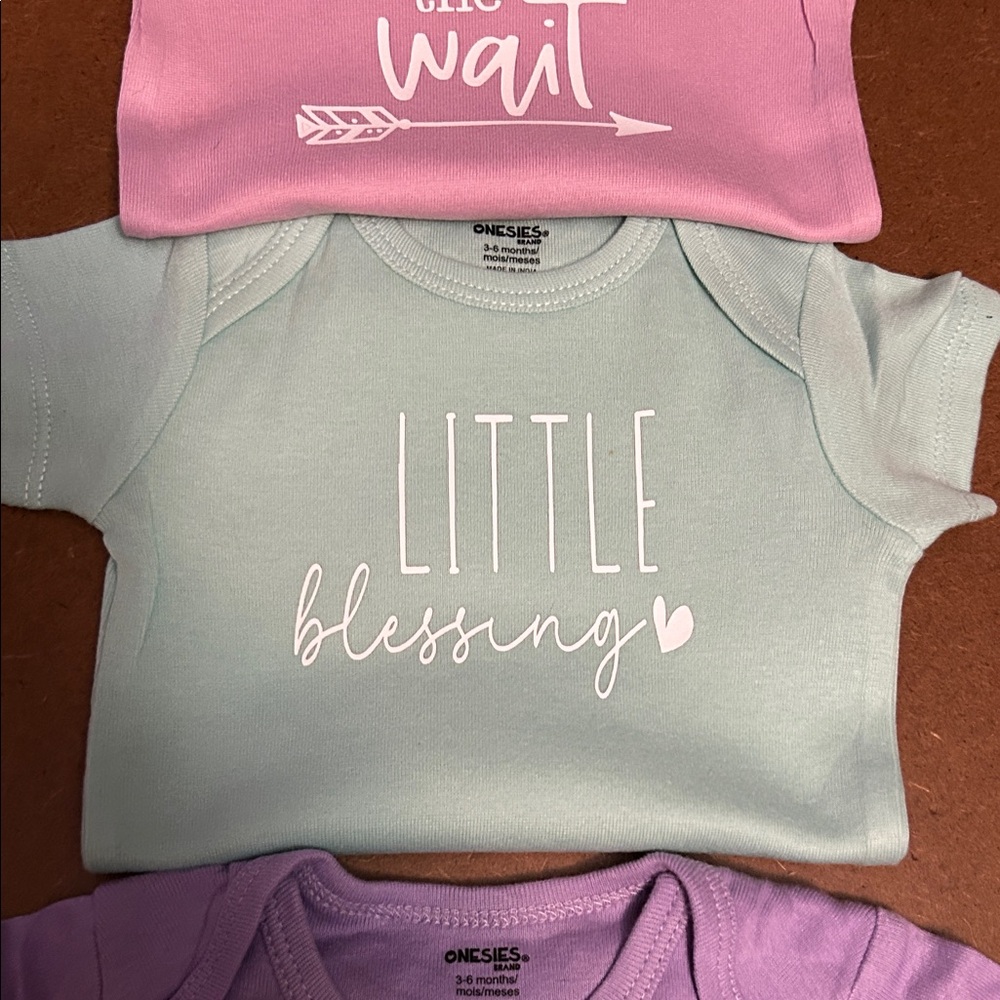 Onesie Bundle - Picture 3 of 4